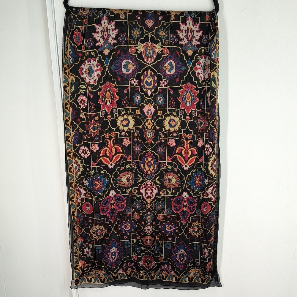 Metropolitan Museum of Art Silk Blend Scarf Art Deco Floral Design